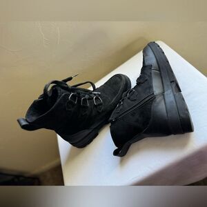 Womans Steve Madden New York Faux Suede Fur Lined LaceUp Boot Black Size 8